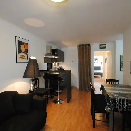 Les Serbes 2p Ret29 Apartamento