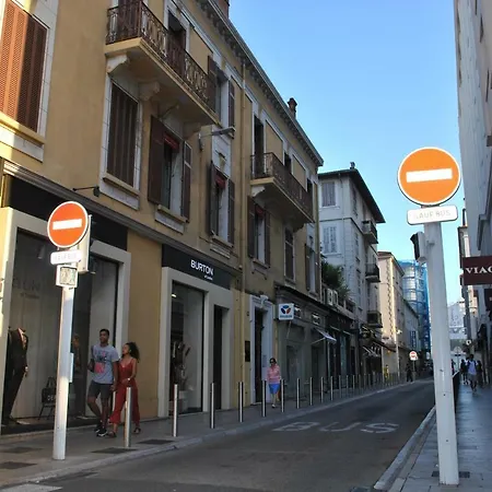 Les Serbes 2p Ret29 Apartamento Cannes