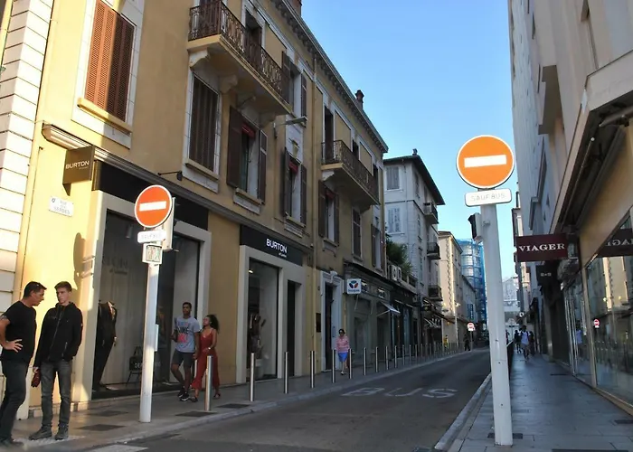 Les Serbes 2p Ret29 Διαμέρισμα Κάννες